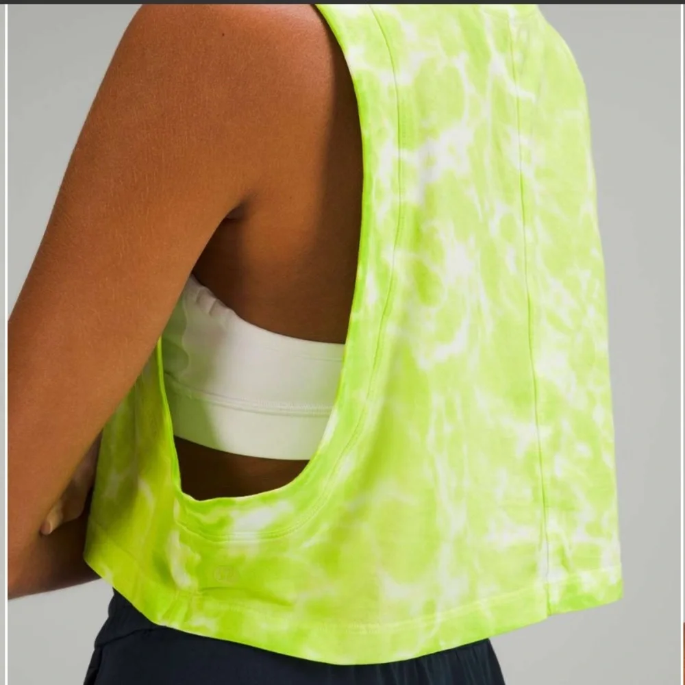 NWT lululemon athletica All Yours Cropped Tank Top Tie Dye Eccentric Lime Sz 8